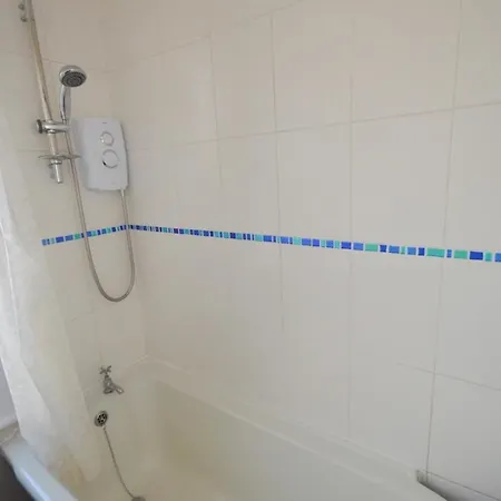 Holiday home Outstanding 3 Bedroom House In Montpelier *