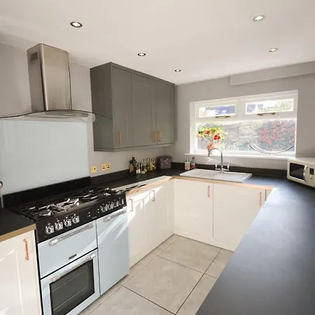 Outstanding 3 Bedroom House In Montpelier
