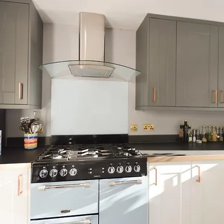 Outstanding 3 Bedroom House In Montpelier * 布里斯托